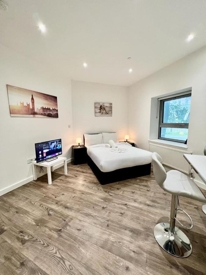Alarabi Apartments-Studio Flat クロイドン エクステリア 写真